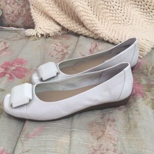 Easy Spirit flats 6.5, pristine condition